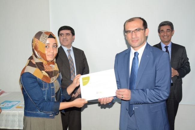 Suriyeli Anne ve Çocuklara Yönelik “Ev Okulum” Projesi Başlıyor