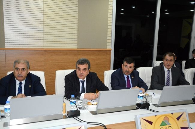 Kalkınma Bakanı Lütfi Elvan GAP İdaresi'ni Ziyaret Etti