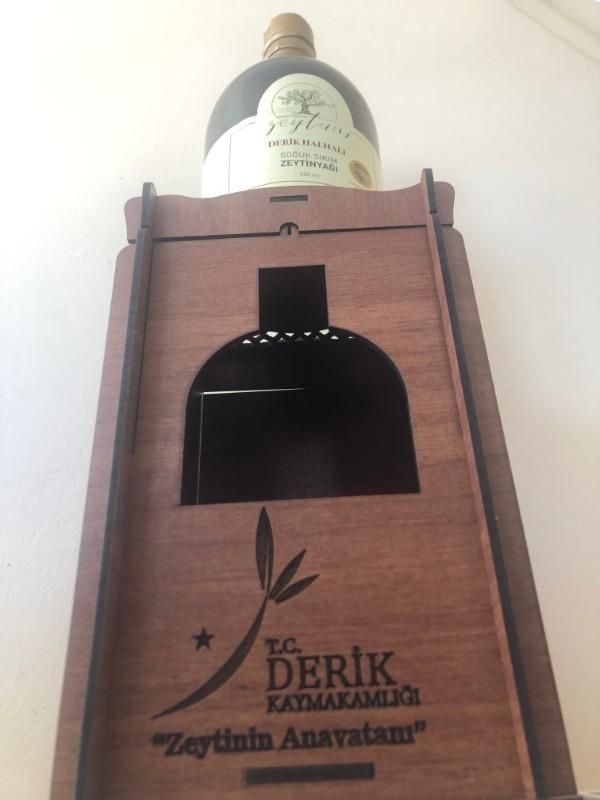 Derik Zeytinyağı, Londra’da düzenlenen ‘’ London Olive Oil ’’ Uluslararası Zeytinyağı Kalite Yarışmasında Altın Madalya Aldı