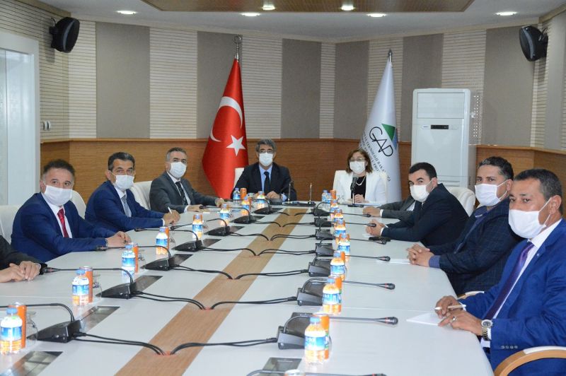 GAP İdaresi Başkanlığı ve Gaziantep Büyükşehir Belediye Başkanlığı Arasında İş Birliği Protokolleri İmzalandı