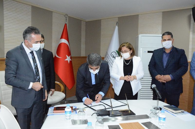 GAP İdaresi Başkanlığı ve Gaziantep Büyükşehir Belediye Başkanlığı Arasında İş Birliği Protokolleri İmzalandı