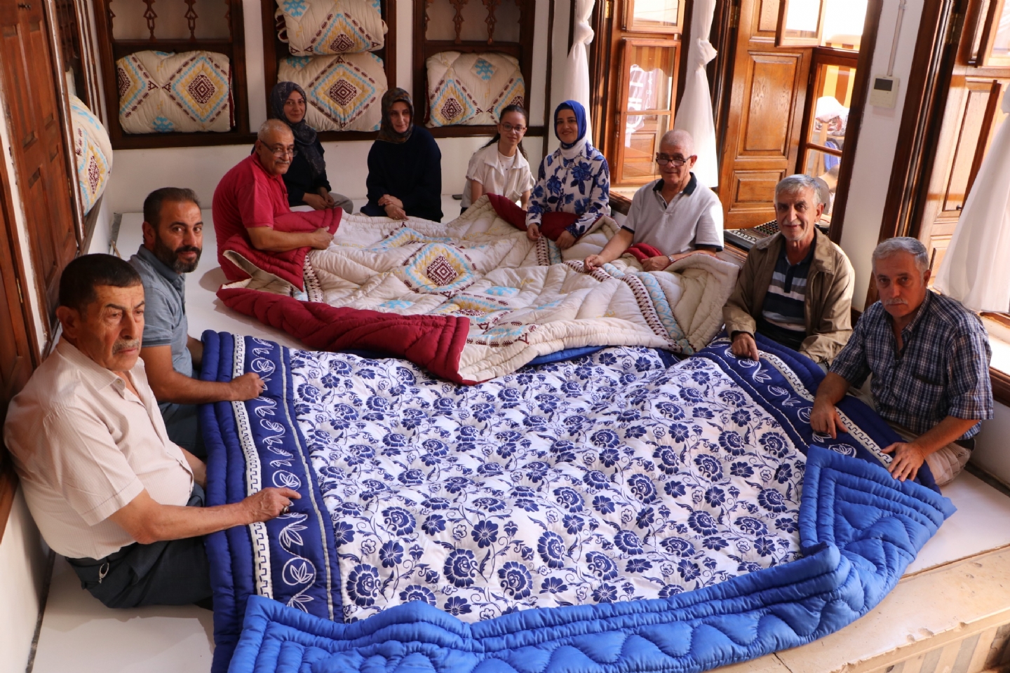 El Emeğiyle Yoğrulan Geleneksel Kilis Yorganı Modern Dokunuşlarla Geleceğe Taşınıyor