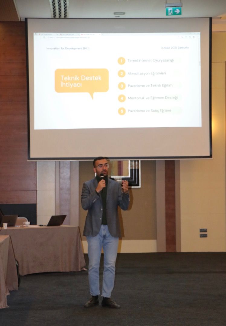 E-Ticaretin Yerel Ekonomik Kalkınmaya Etkisi ve GAP Bölgesine Uygun Model Arayışı Değerlendirme Toplantısı Gerçekleştirildi