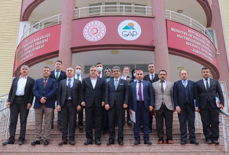 GAP İdaresi Başkanlığı ve Şanlıurfa Büyükşehir Belediyesi İş Birliği Toplantısında Bir Araya Geldi