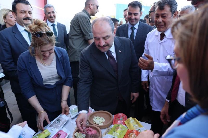 Sanayi ve Teknoloji Bakanı Mustafa VARANK, Gaziantep’te Desteklenecek Projelerin Protokol İmza Töreni'ne Katıldı