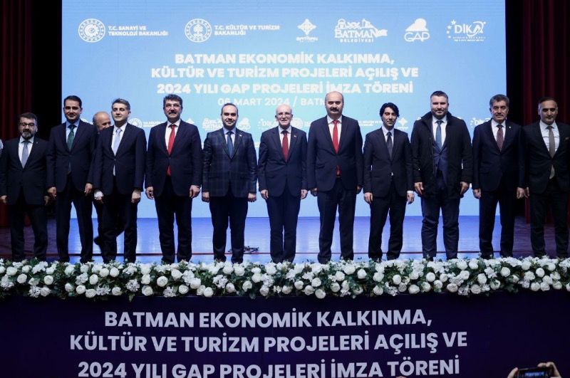 Sanayi ve Teknoloji Bakanı Mehmet Fatih KACIR, Batman’da Desteklenecek Projelerin Lansman Töreni'ne Katıldı