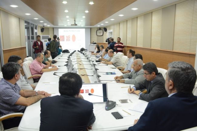 Urfa İsot Biberinin Özelliklerinin Belirlenerek Pazar Potansiyelinin Artırılması Projesi Toplantısı Yapıldı