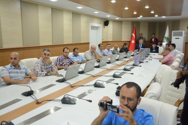 Urfa İsot Biberinin Özelliklerinin Belirlenerek Pazar Potansiyelinin Artırılması Projesi Toplantısı Yapıldı