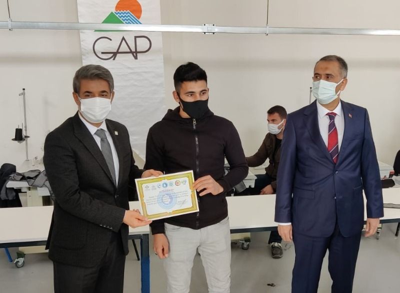 “Adıyaman Sanayi Geliştirme Merkezi Nitelikli Eleman Yetiştirilmesi ve İstihdamı Projesi” Kapsamında Sertifika Töreni Yapıldı
