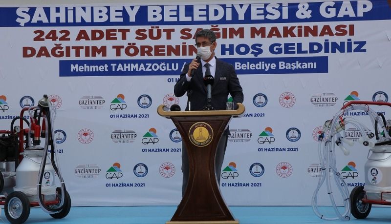 242 Adet Süt Sağım Makinesi Gaziantep'te Üreticilere Dağıtıldı