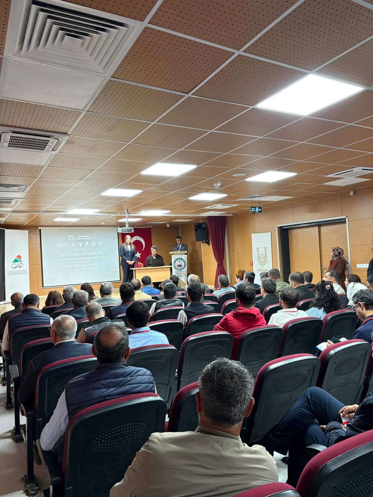 Hilvan ve Siverek'te Mekâna Duyarlı Entegre Kırsal Kalkınma Planı Odak Grup Toplantısı Gerçekleştirildi